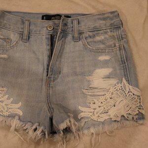 Highwaist Hollister Denim Shorts w/ Lace Sides